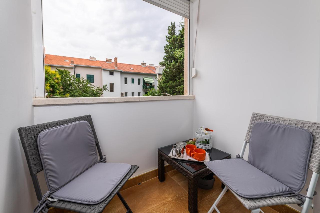 Luxury Apartment Set Split Exterior foto